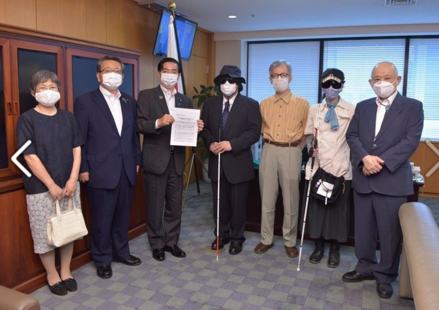 山本博司厚生労働副大臣に要望書を提出